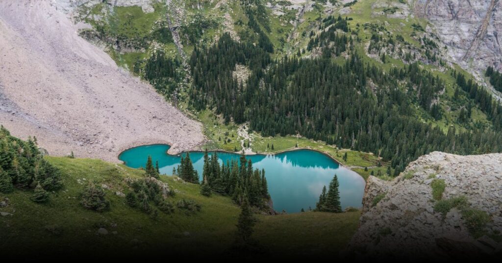 Blue Lakes Trail