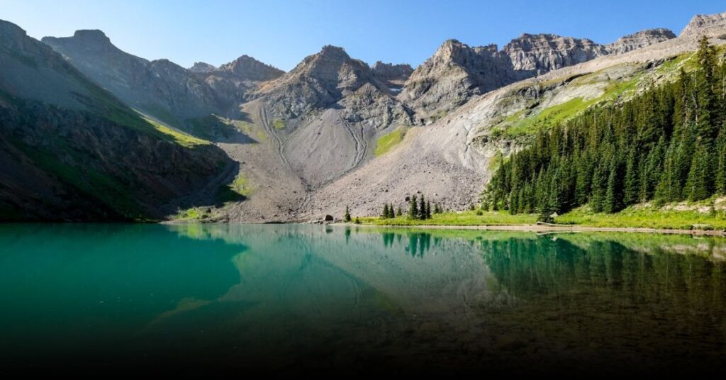 Blue Lakes Trail