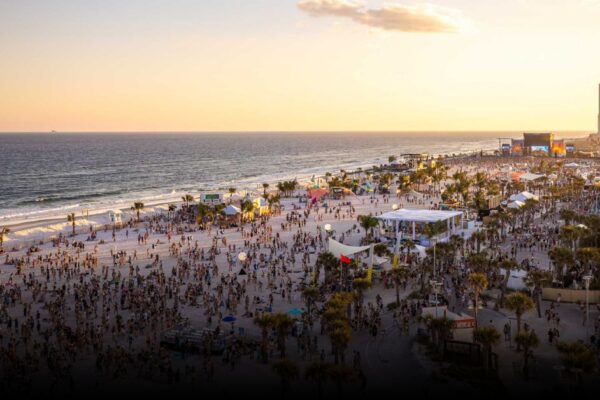 USA’s Best August Beach Festivals 2025 USA’s Best August Beach Festivals 2025