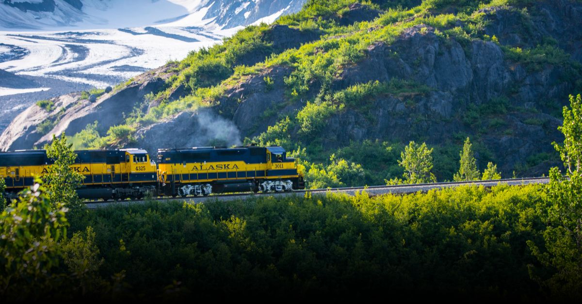 Best Fall Foliage Train Rides in New York 2025