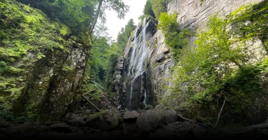Rainbow Falls (Keene Valley)