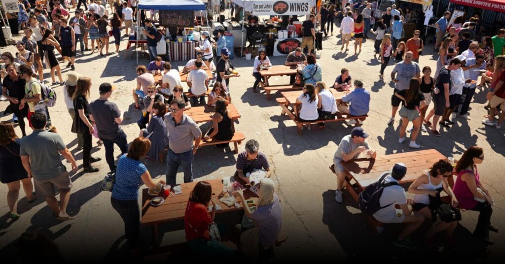 Smorgasburg (Brooklyn & Manhattan)